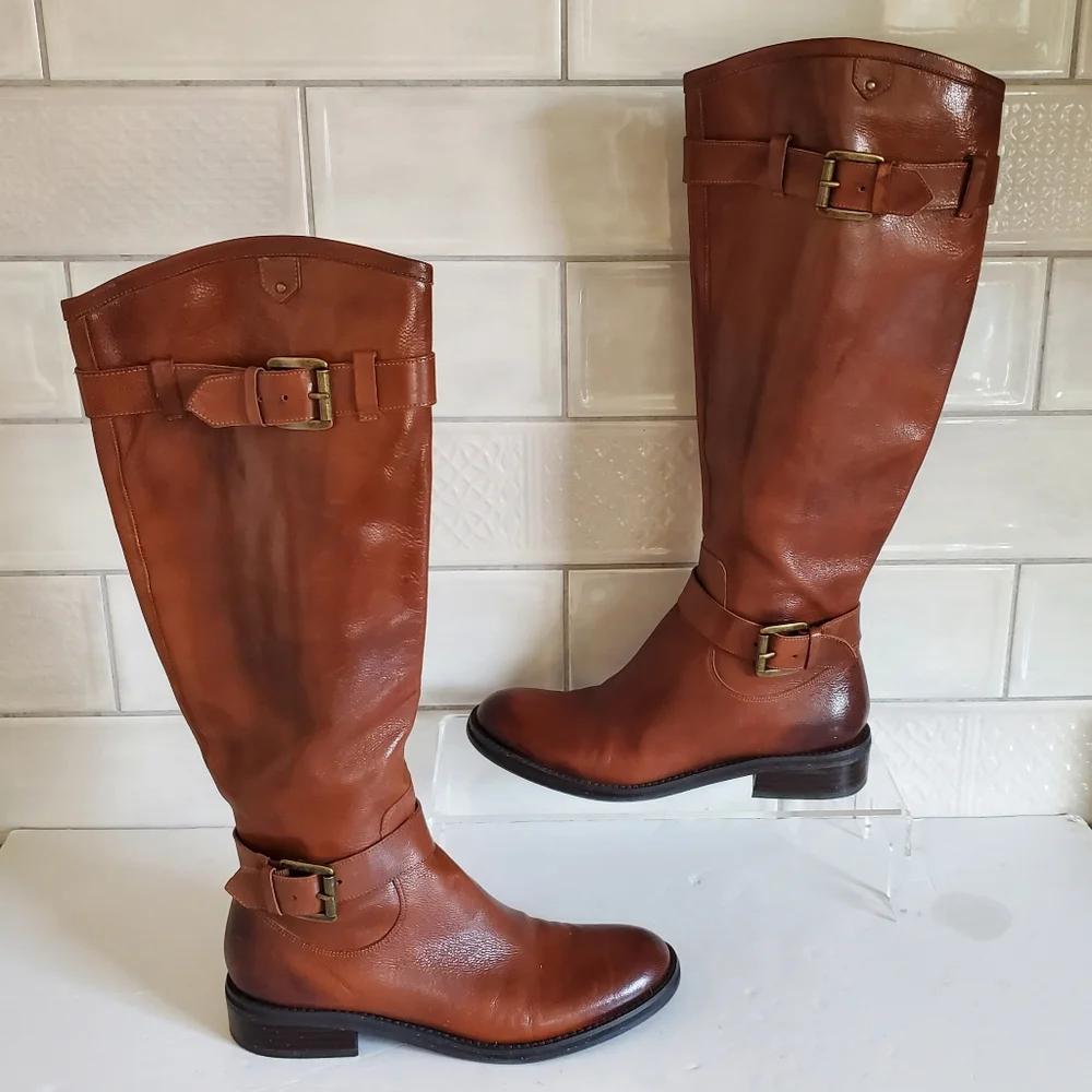 Enzo Angiolini 6.5 Vernished Leather Riding Boots Old Money Equestrian Classic